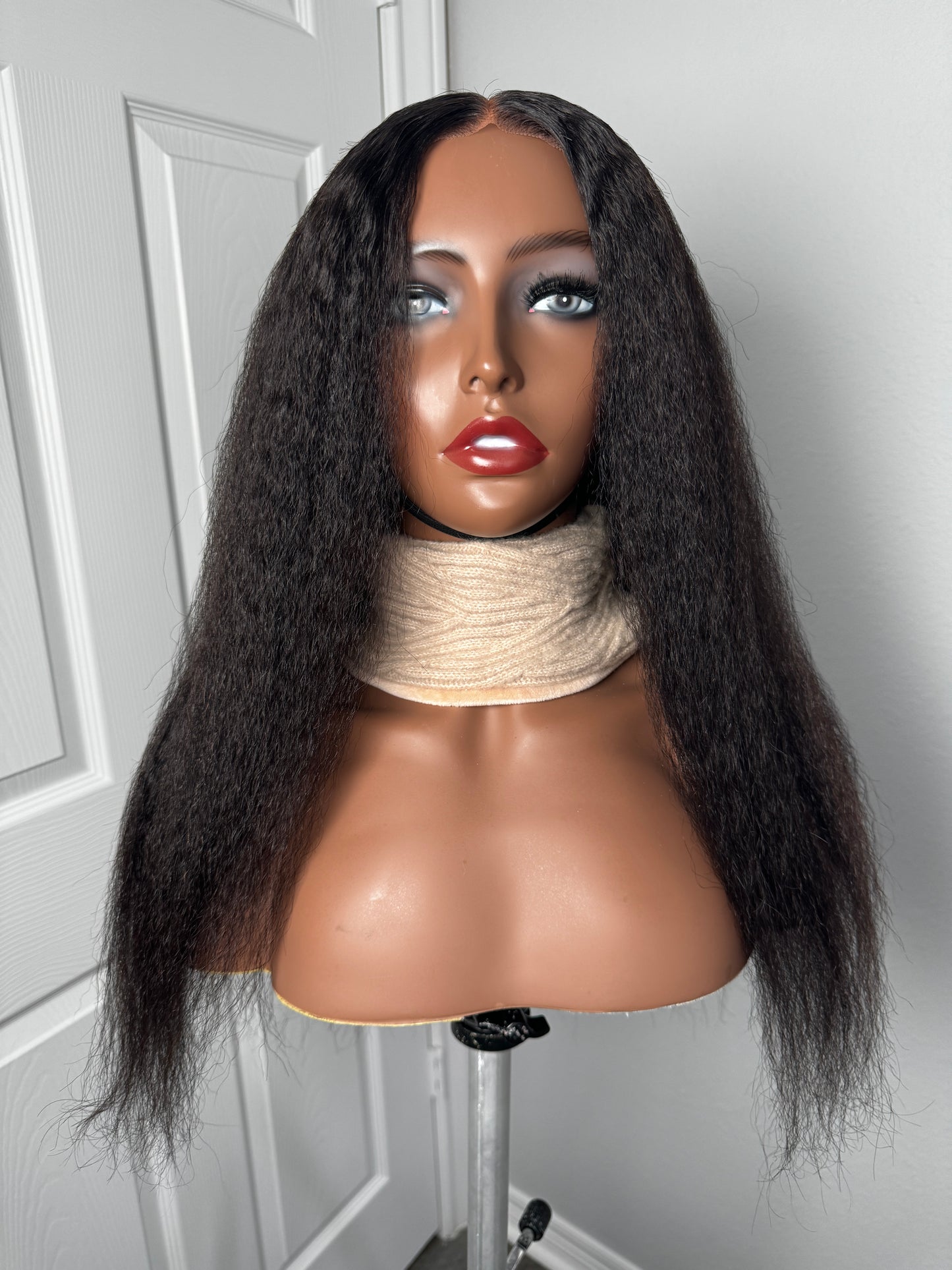 Zara 4C Kinky wig