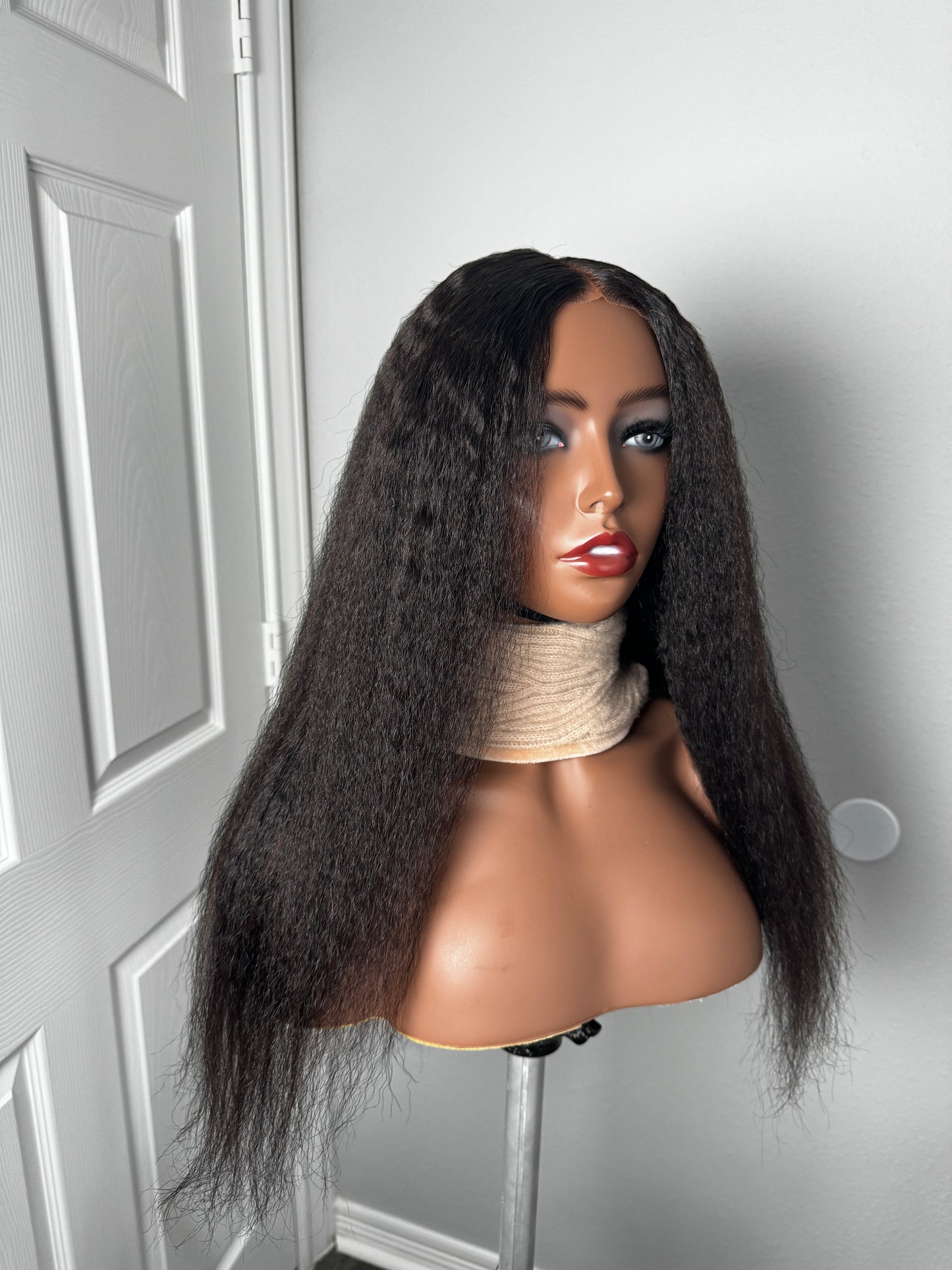 Zara 4C Kinky wig