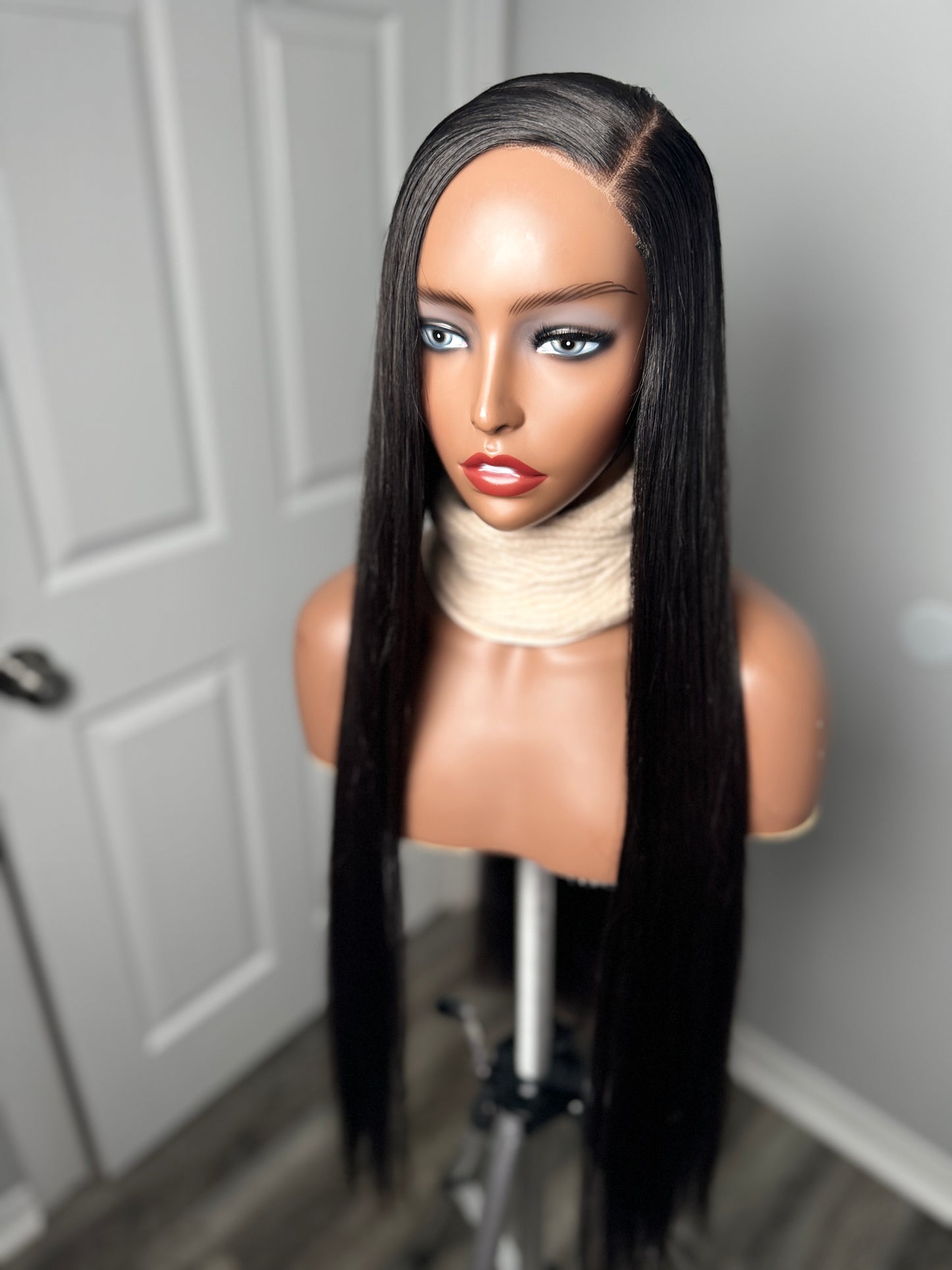 HBG Jasmine bone straight 32 inches donor hair