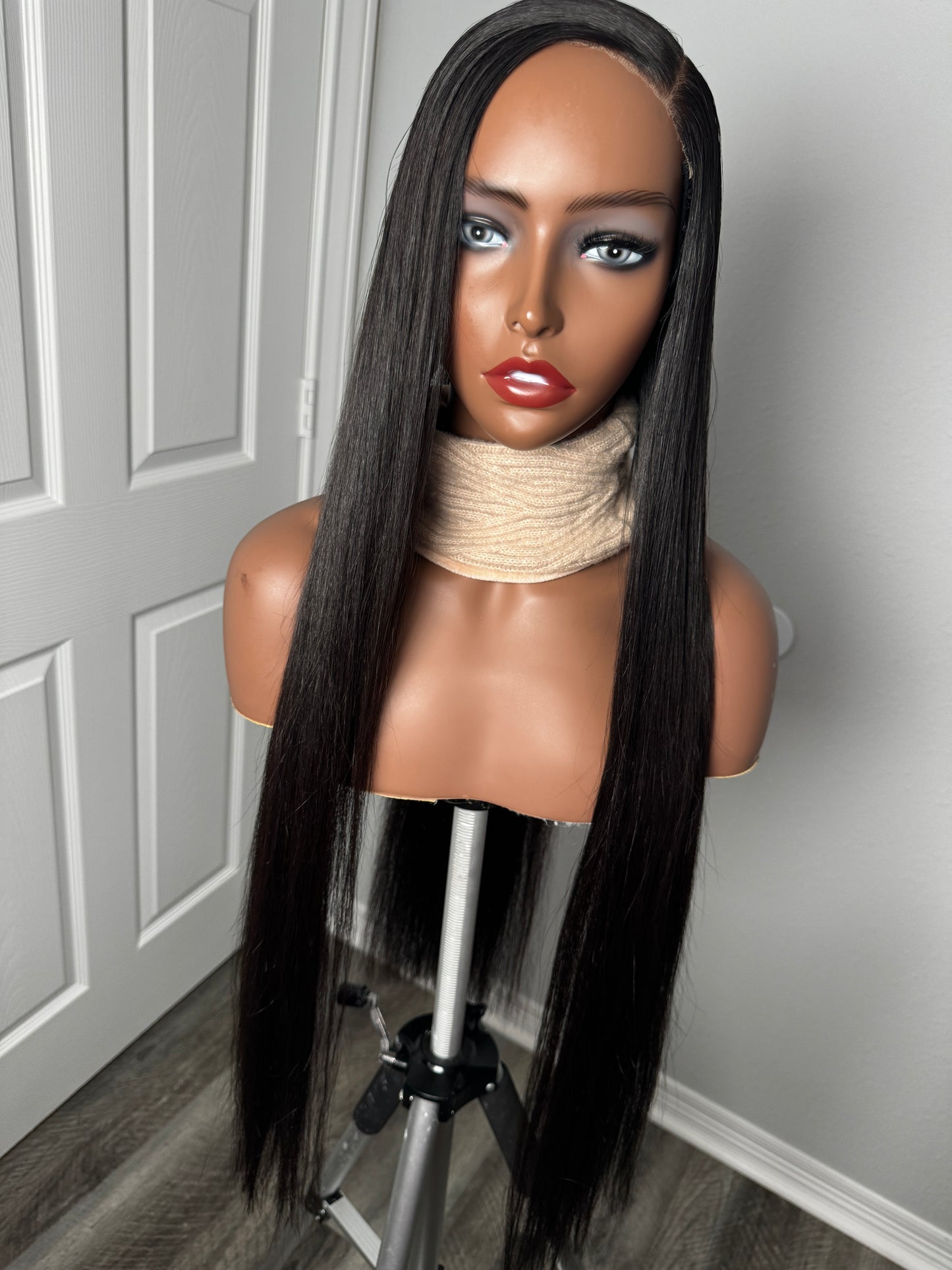 HBG Jasmine bone straight 32 inches donor hair