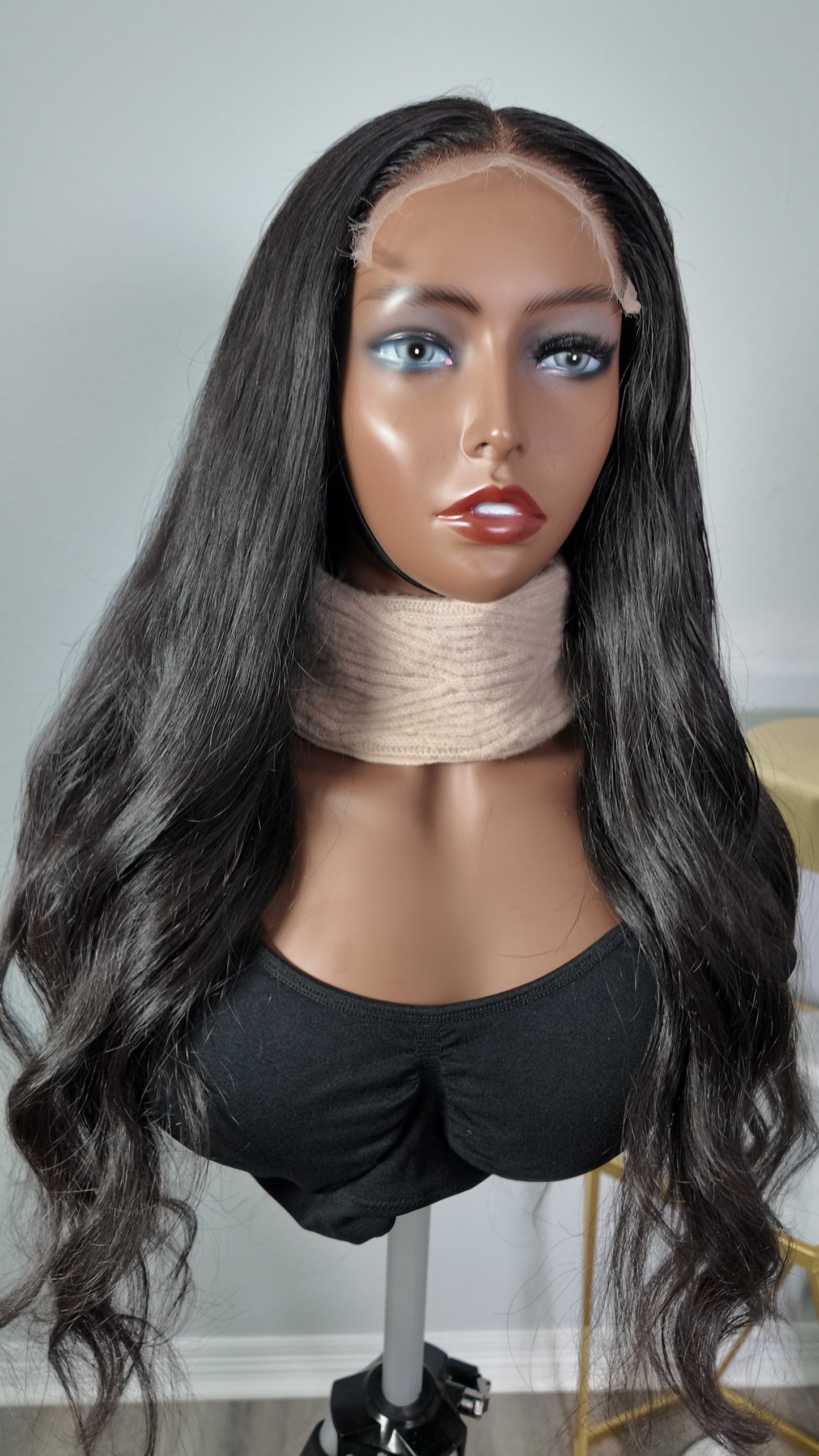 Luxury wavy wig